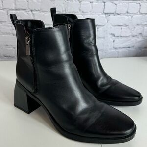 Anne Klein Black leather size 9 wide block heel side zip mid calf booties